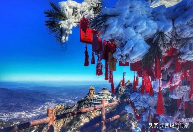探秘宝马5系后排座椅能打开到后仓吗?,发现更多有趣问题答案!